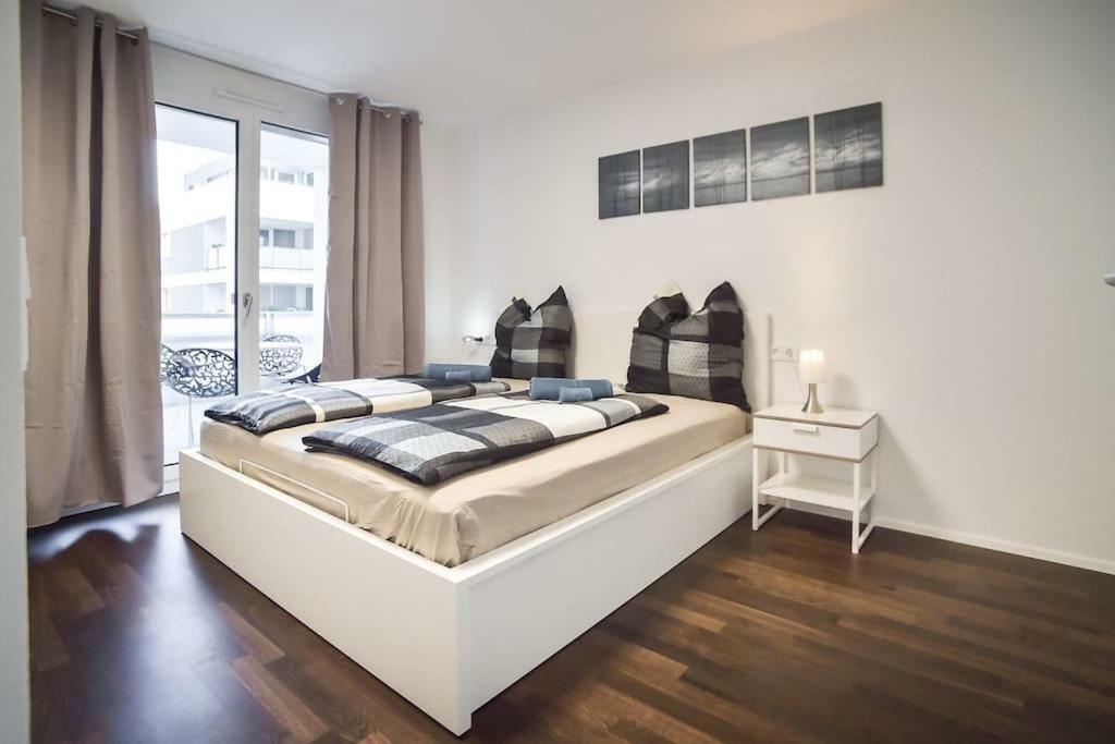 Deluxe Ferienwohnung Apartment Stuttgart Centre/Milaneo Extérieur photo